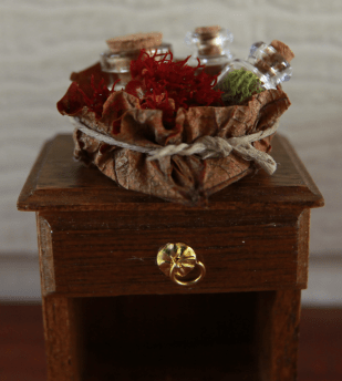 Fairy basket tutorial miniature from beneath the ferns #miniature #fairyhouse #fairygarden #beneaththeferns 15