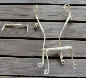 Fairy chair tutorial fairy garden house miniature from beneath the ferns #beneaththeferns #fairyfurniture 14