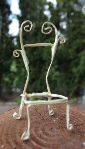 Fairy chair tutorial fairy garden house miniature from beneath the ferns #beneaththeferns #fairyfurniture 16