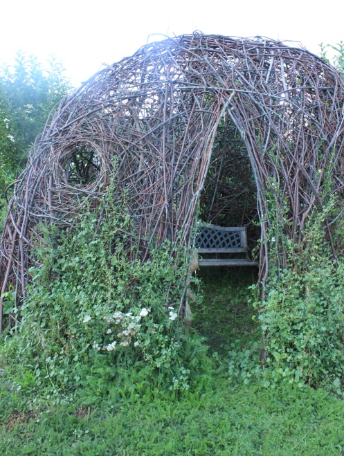 Fairy house garden woven structure #beneaththeferns #fairy #Faiiryhouse 18