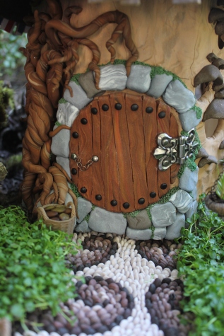 Hobbit house door Fairy house fairy garden miniatures at beneaththeferns.w... #Fairyhouse #fairygarden #miniature #beneaththeferns