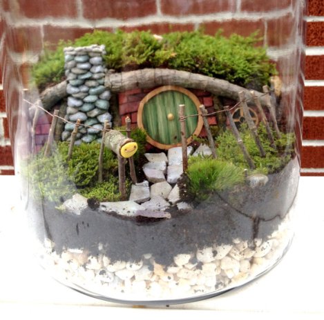 Hobbit house fairy gardens supplies by Mossy Pocketss